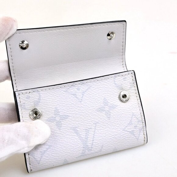 LOUIS VUITTON Discovery Compact Trifold Wallet Taigarama Leather M67621 39FA050l - Picture 13 of 16
